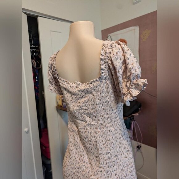 Cottagecore Floral Ruffle Sleeve - Picture 8 of 12